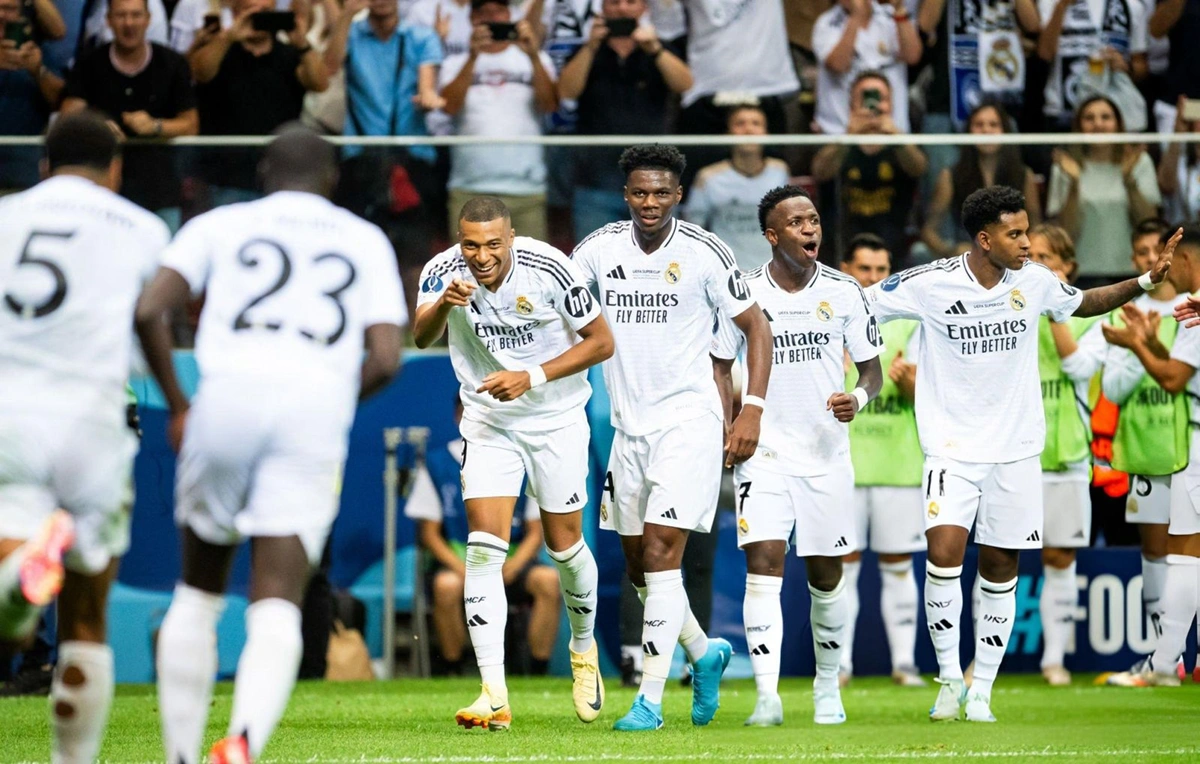 Ancelotti compara trio Mbappé, Vini e Rodrygo com BBC, no Real Madrid