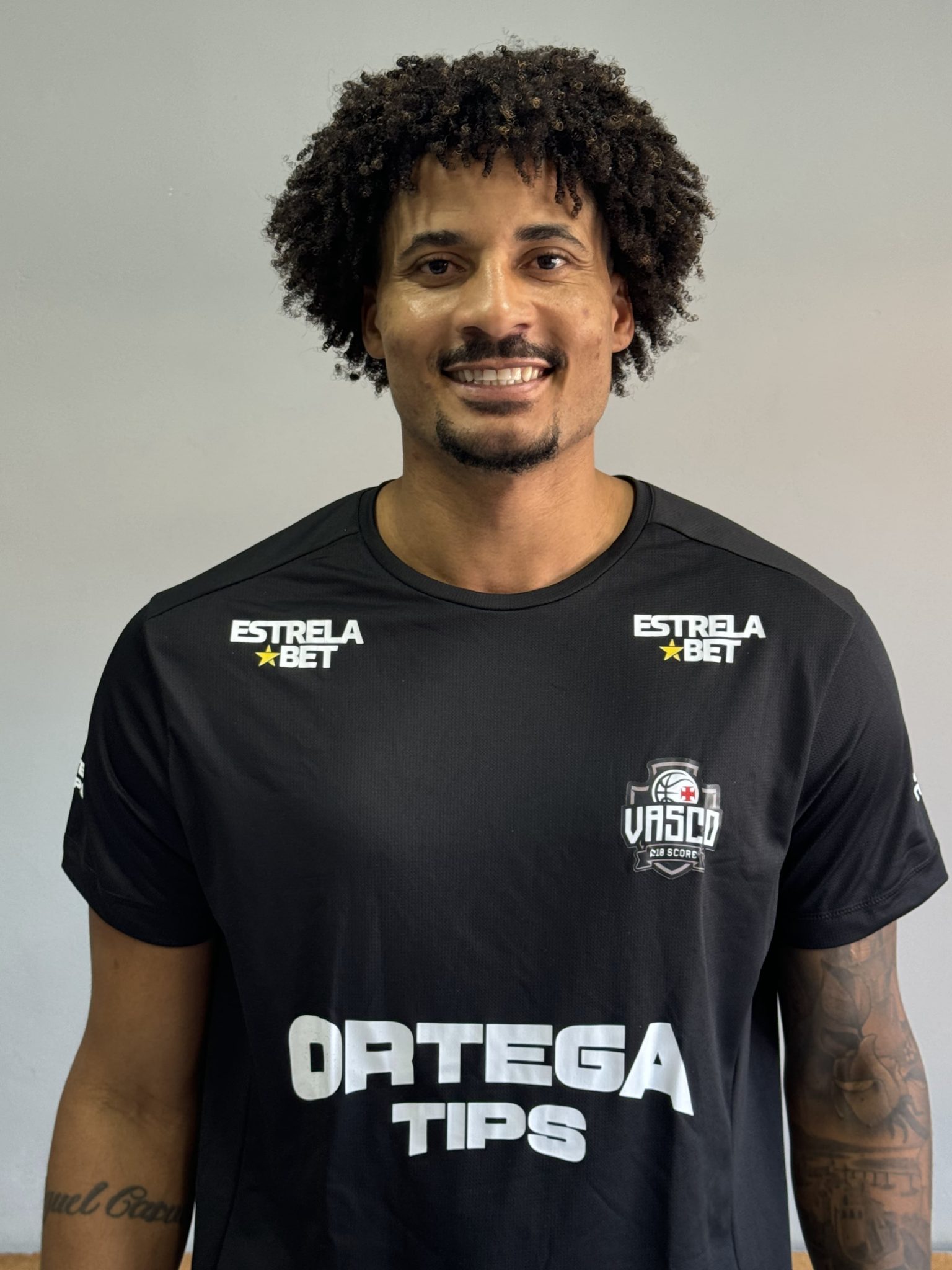 "Sonho realizado" R10 Score Vasco anuncia mais um reforço para o basquete