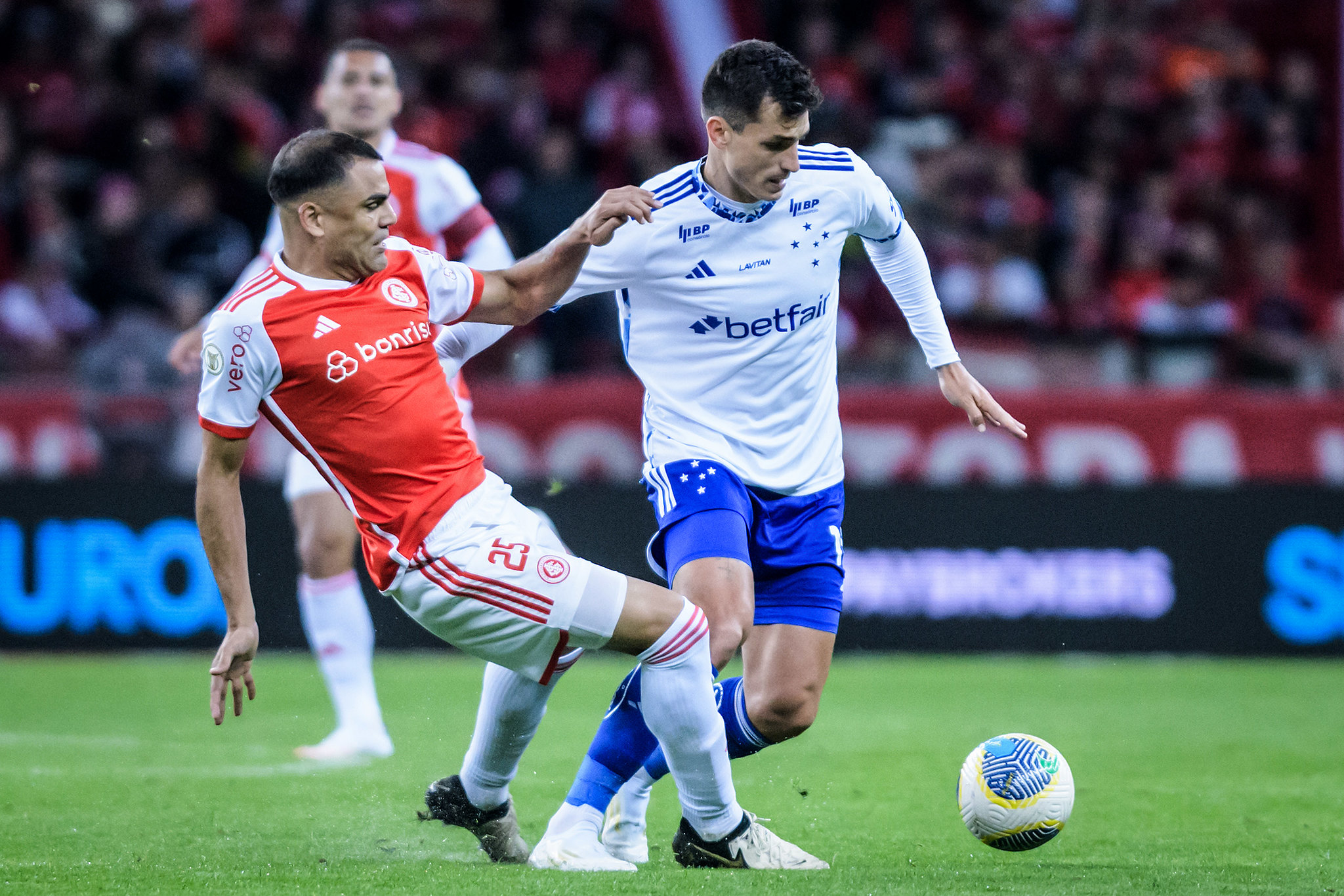 Cruzeiro x Inter: onde assistir e escalações