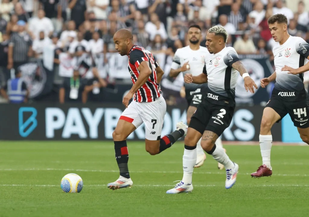 São Paulo x Corinthians: onde assistir e escalações