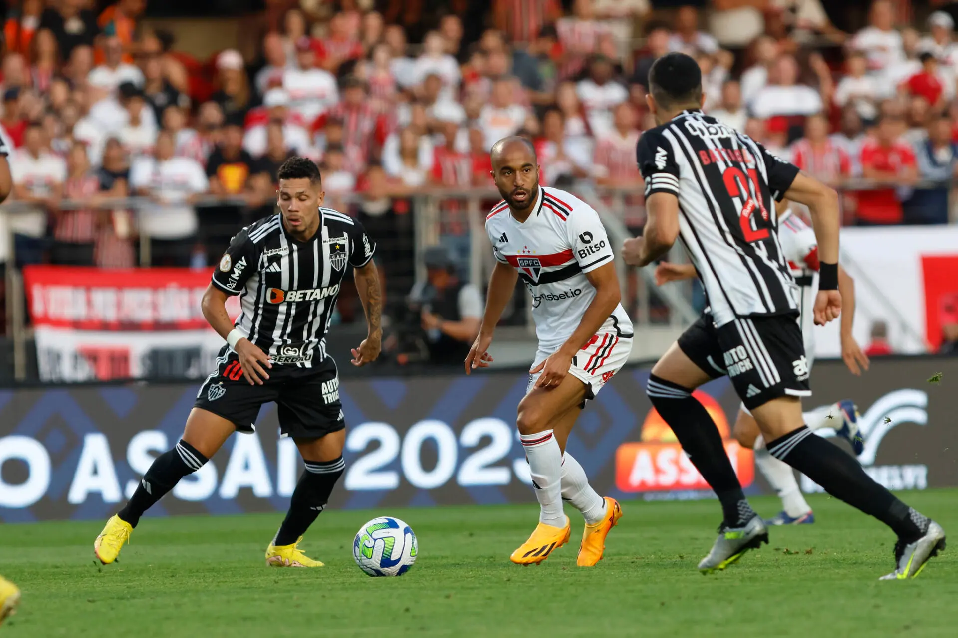 Atlético-MG x São Paulo: onde assistir e escalações