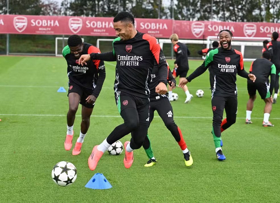 Arsenal x PSG: onde assistir e escalações