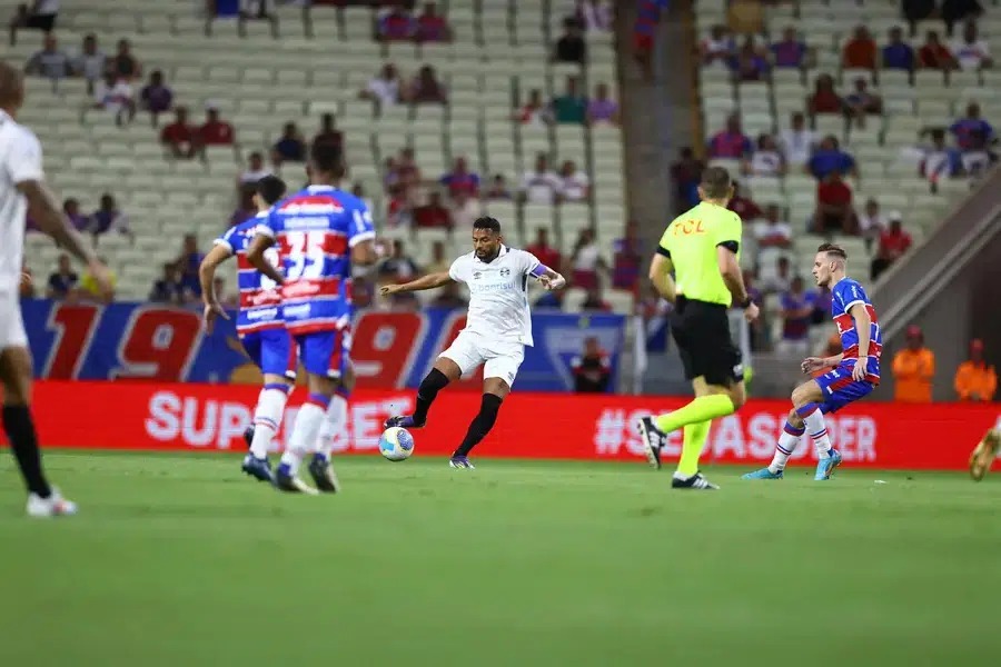 Grêmio x Fortaleza: onde assistir e escalações