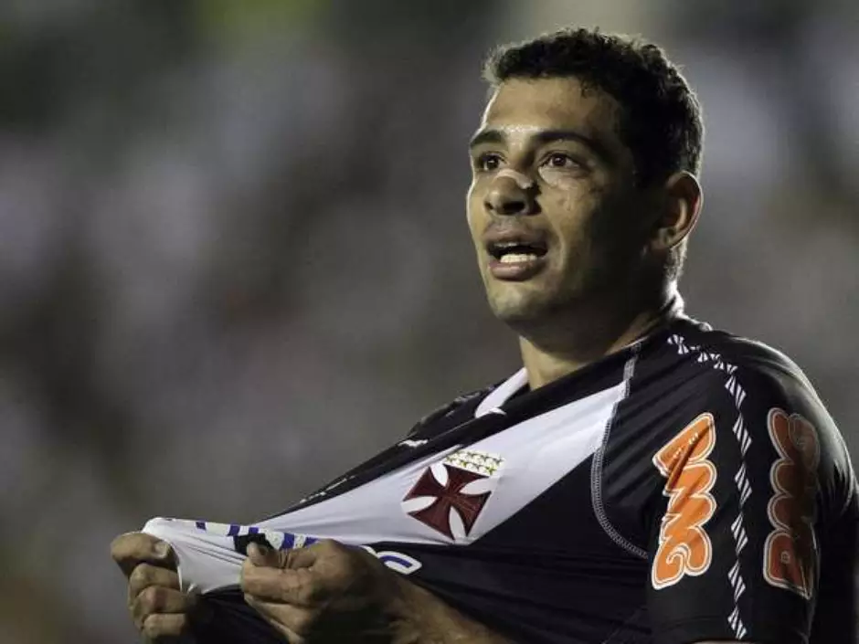 Diego Souza explica o motivo de não ter voltado para o Vasco