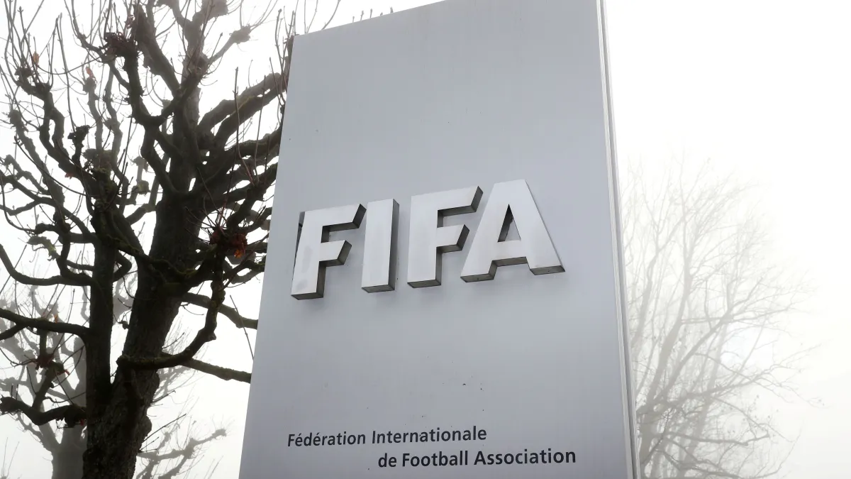 FIFA muda regra do mercado de transferências; confira