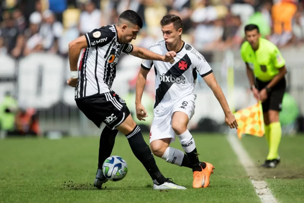 Atlético-MG já foi campeão nacional eliminando o Vasco na semifinal; relembre