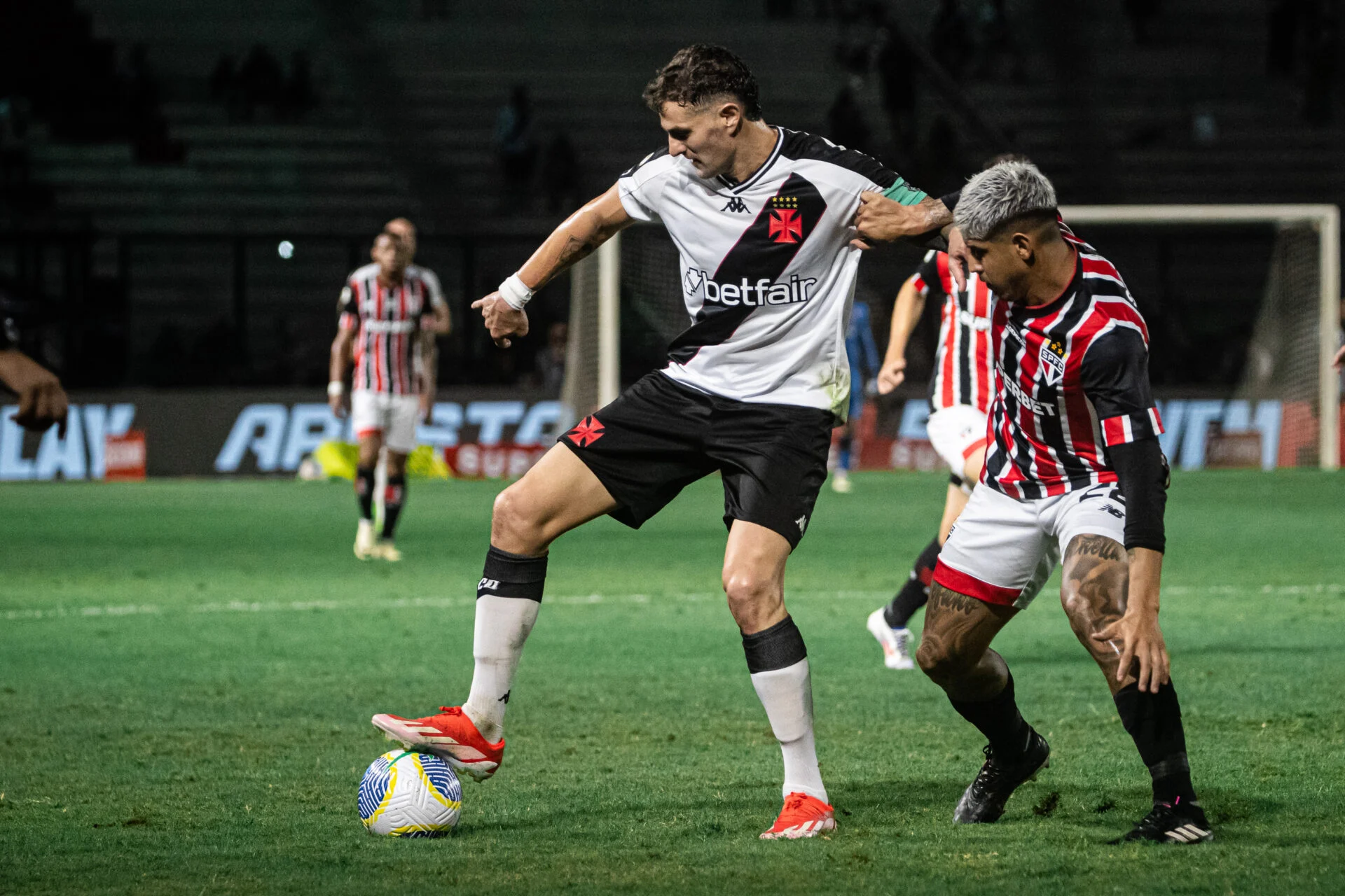 Em ano de quebras de tabu, Vasco pode acabar com mais um contra o São Paulo