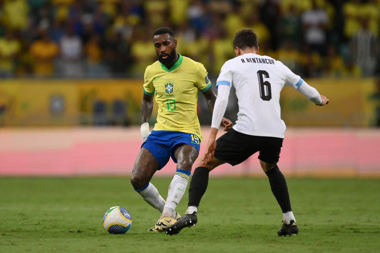 Gerson em ação - Foto: Pedro Vilela/Getty Images