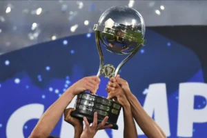 Racing x Cruzeiro: onde assistir e escalações