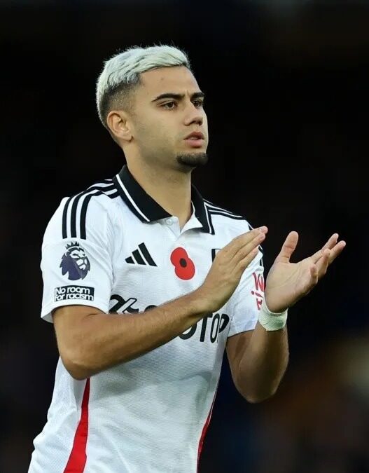 Andreas Pereira explica polêmica no Fulham, e aposta que Liverpool será campeão da Premier League