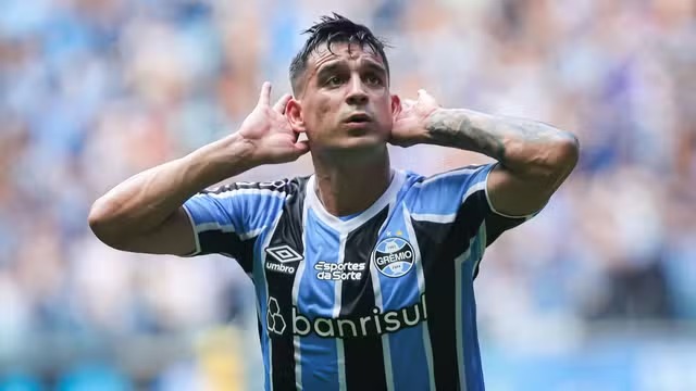 Grêmio vence o São Paulo e sobe na tabela do Brasileirão