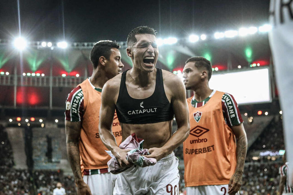 Serna decide, Fluminense vence o Cuiabá e respira no Brasileirão