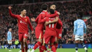 Liverpool detona o Manchester City, e abre vantagem na liderança da Premier League