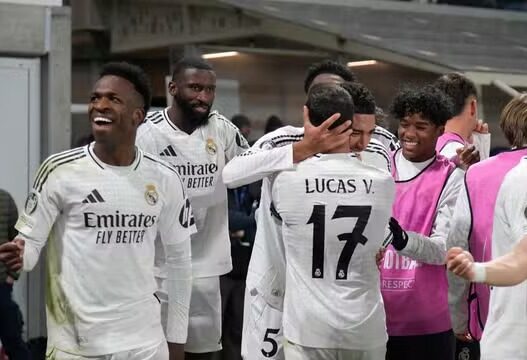 Com gol de Vini Jr, Real Madrid vence na Champions e respira