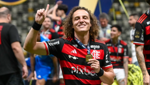 Fortaleza anuncia a contratação de David Luiz até 2026