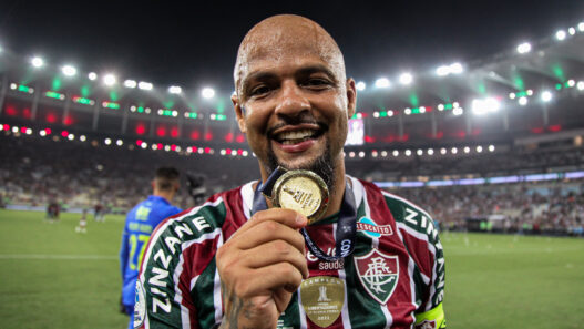 Fluminense encerra ciclo de Felipe Melo e jogador avalia novos caminhos