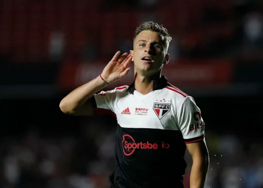 São Paulo e Santos avançam em negociação por Giuliano Galoppo