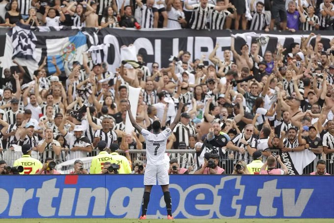 Camisa 7: O número que rescreve a história do Botafogo