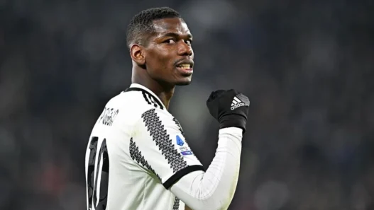 Paul Pogba brinca sobre jogar no Corinthians e agita torcedores