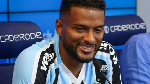 Reinaldo ainda espera definição sobre 2025 e recebe sondagem de dois clubes