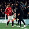 Em crise, Bruno Fernandes defende técnico do United