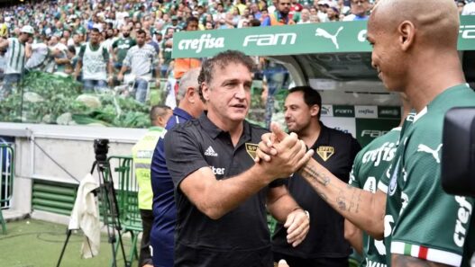 Cuca vai reencontrar Deyverson no Atlético