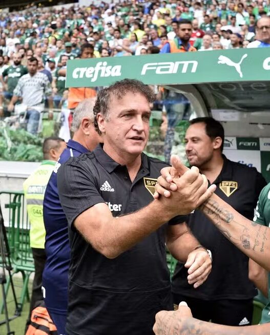 Cuca vai reencontrar Deyverson no Atlético