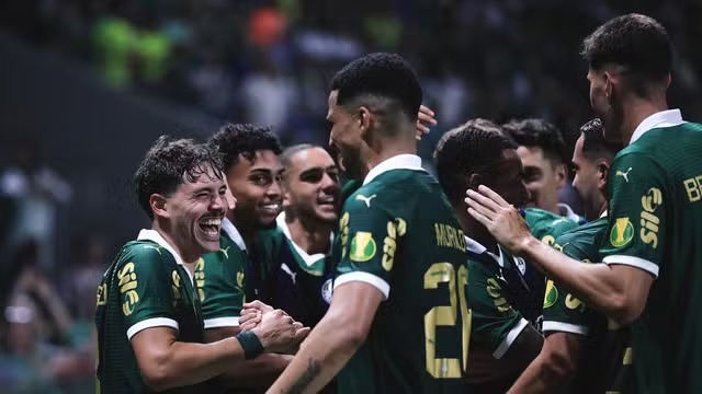 Em busca do tetra estadual, Palmeiras vence e convence