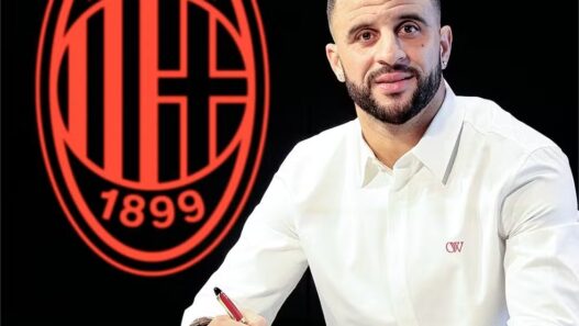 Walker acerta com o Milan, da Itália