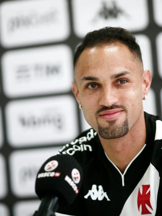 Serginho está de saída do Vasco e pode fechar com clube da Turquia