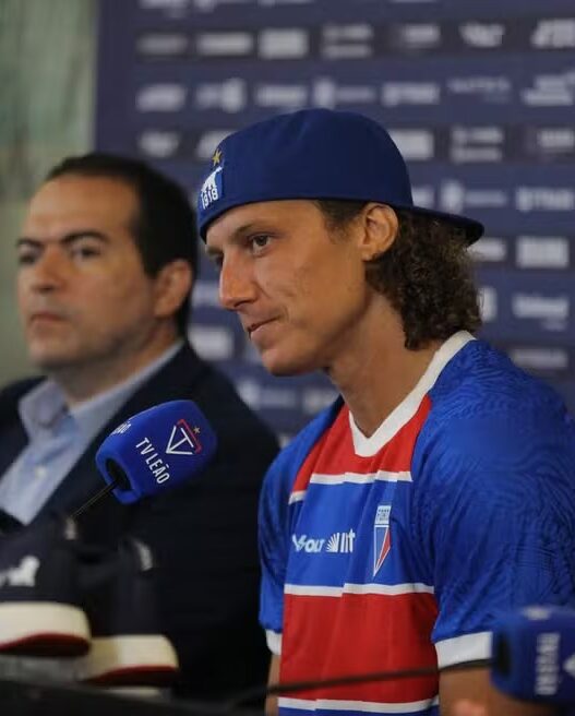 David Luiz é apresentado no Fortaleza: "Esse clube merece ser coroado com títulos"