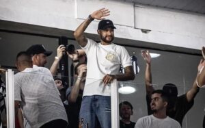 Como vai ser a apresentação de Neymar no Santos? Clube planeja dois eventos; confira