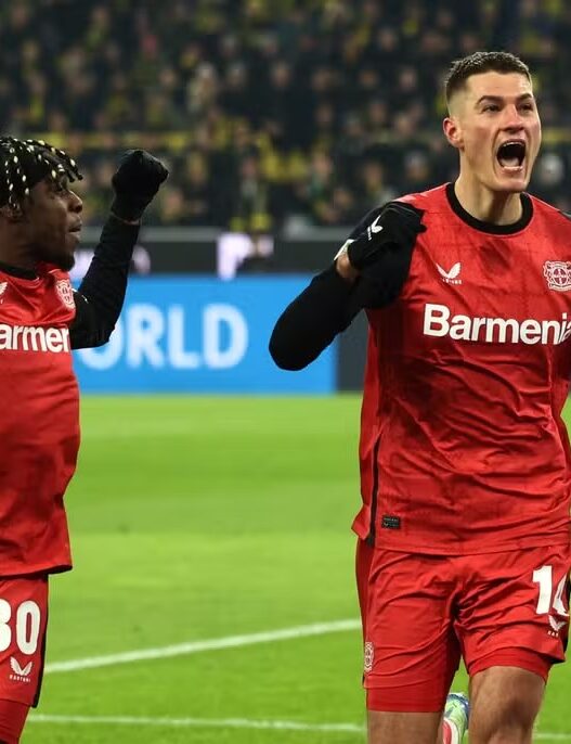 Na volta da Bundesliga, Bayer vence o Borussia