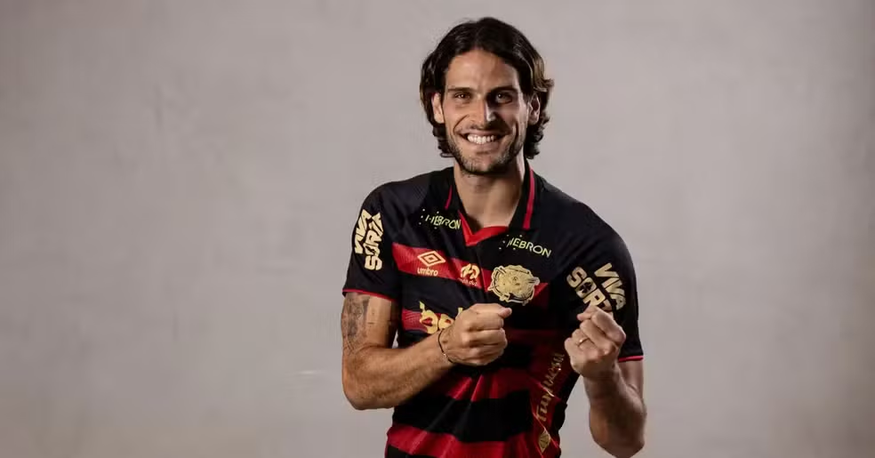 Sport oficializa contratação do atacante português Gonçalo Paciência