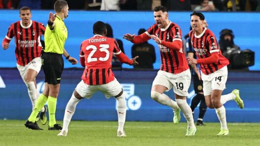 Milan consegue virada incrível e vence a Inter na final da Supercopa da Itália