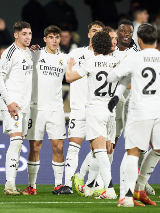 Real Madrid goleia e avança na Copa do Rei