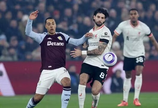 Aston Villa e Liverpool empatam em grande jogo na Premier League