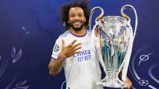 Marcelo confirma aposentadoria dos gramados