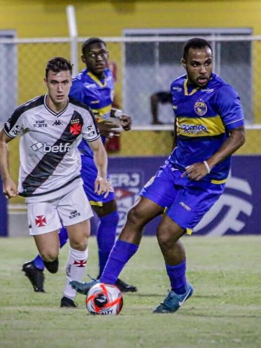 Em jogo para esquecer, Vasco empata e tem vaga ameaçada