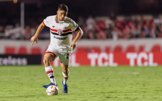 Pablo Maia sofre lesão ligamentar e desfalcará o São Paulo na reta final do Paulistão