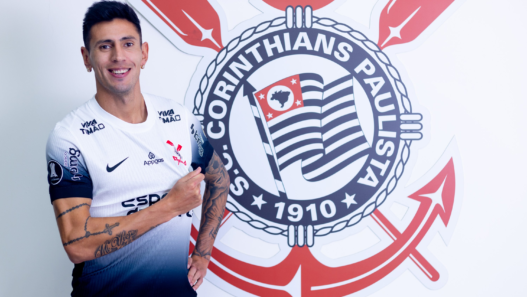 Corinthians anuncia Fabrizio Angileri como primeiro reforço para 2025