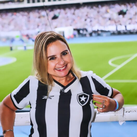 Vale a Escrita: Aline Bordalo, do Botafogo ao Carnaval, a trajetória de uma paixão pelo Glorioso