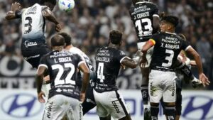 Corinthians vence, mas está eliminado da Libertadores