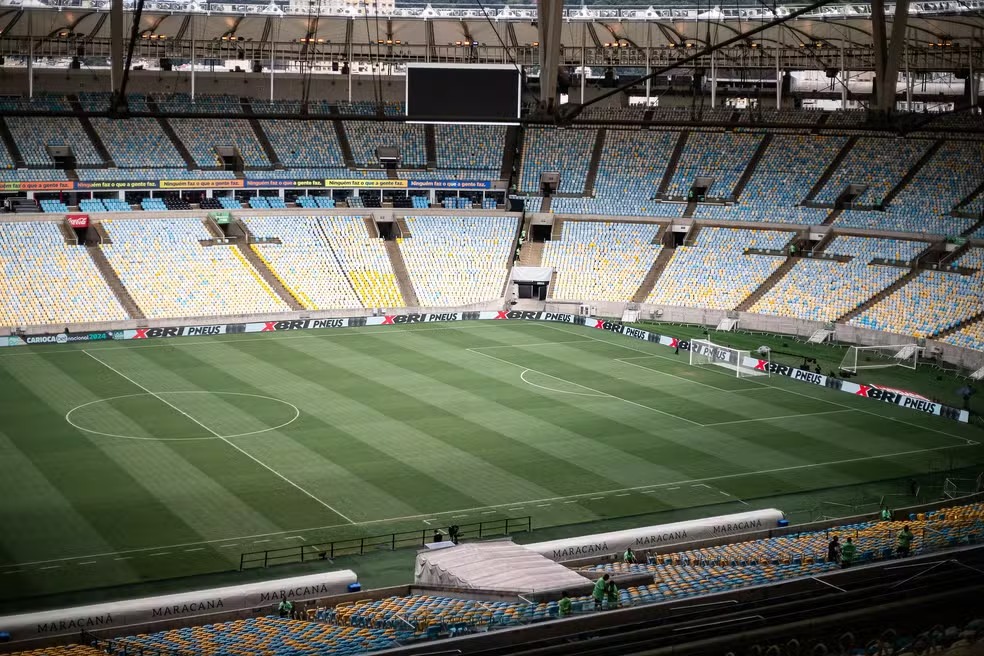 Dupla Flamengo e Fluminense busca parceiros para naming rights do Maracanã