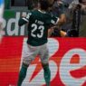 Veiga decide, Palmeiras elimina o São Paulo e enfrenta Corinthians nas finais