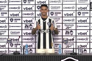 Botafogo apresenta o meia Santiago Rodríguez, que admitiu sonho da seleção, falou de Almada e Mundial de clubes