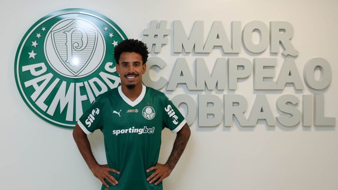 Palmeiras oficializa a contratação de Lucas Evangelista até 2026