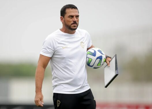 Santos contrata Maurício Copertino, ex-auxiliar de Luxemburgo para time sub-20
