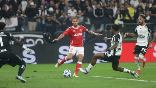 Alan Patrick vira dúvida para jogo da Libertadores