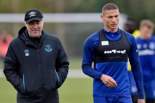 Ancelotti recupera Casemiro e Richarlison na Seleção do Brasil